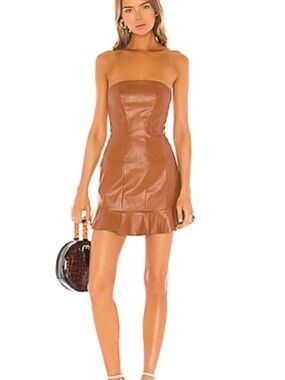 Talan Mini Dress in Brown Spice
MAJORELLE